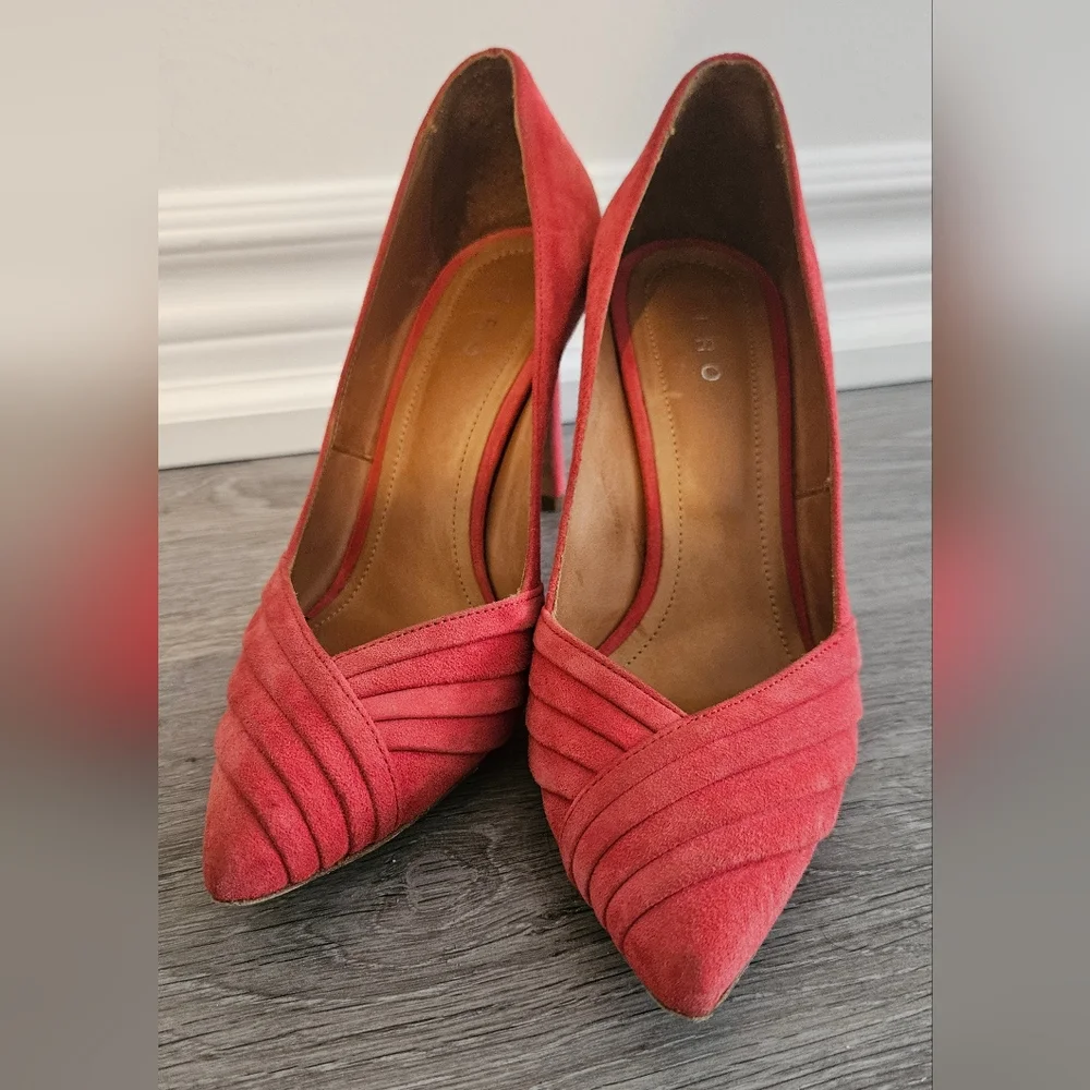 Iro Suede Pumps - Picture 5 of 8